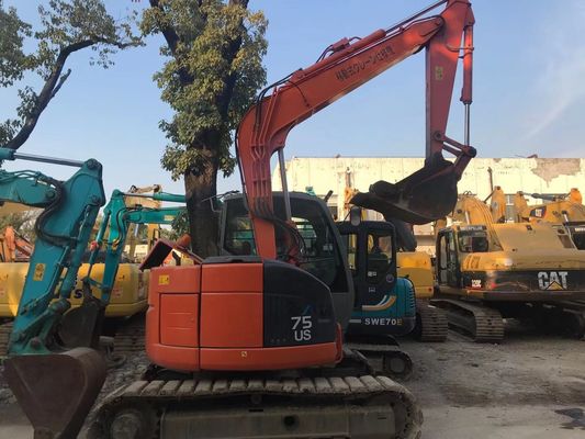 Excavadora japonesa usada ZX75US-3 Eficiência energética Excavadora Hitachi Crawler