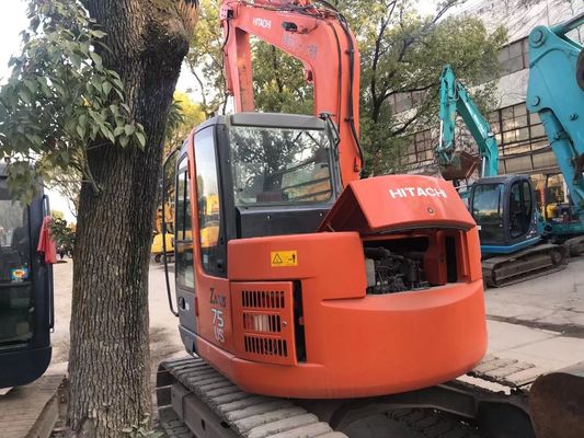 Excavadora japonesa usada ZX75US-3 Eficiência energética Excavadora Hitachi Crawler