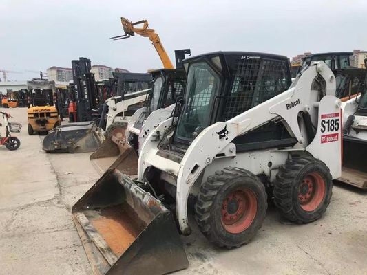 Cor original S185 Carregadores de patins Bobcat usados Segurança de operação Em boas condições