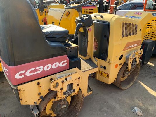 CC300G Dynapac de tambor duplo em bom estado de funcionamento estável