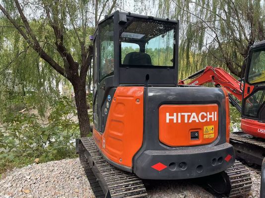 Excavadora original japonesa usada Hitachi ZX68USR-5A em excelente estado.