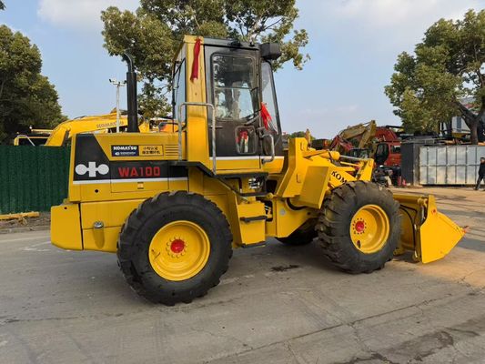 Original Japão usado Komatsu WA100-1 carregadores de rodas trabalhando no jardim