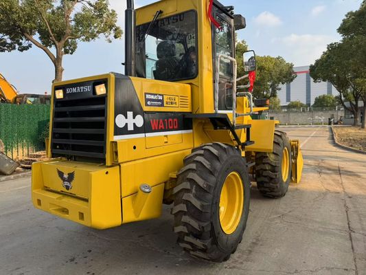 Original Japão usado Komatsu WA100-1 carregadores de rodas trabalhando no jardim