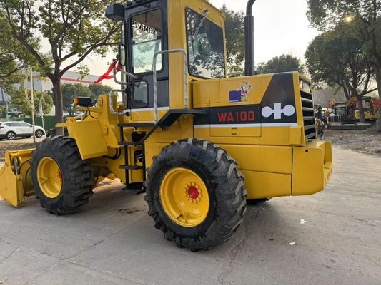 Original Japão usado Komatsu WA100-1 carregadores de rodas trabalhando no jardim