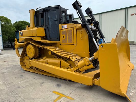 Escavadeira Caterpillar D6R Usada em Promoção no Japão com Ripper Hidráulico