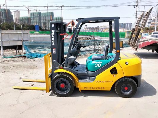 3 Tons Komatsu Usado Camião de empilhadeira Original Japão Usado 3 Tons Camião de empilhadeira